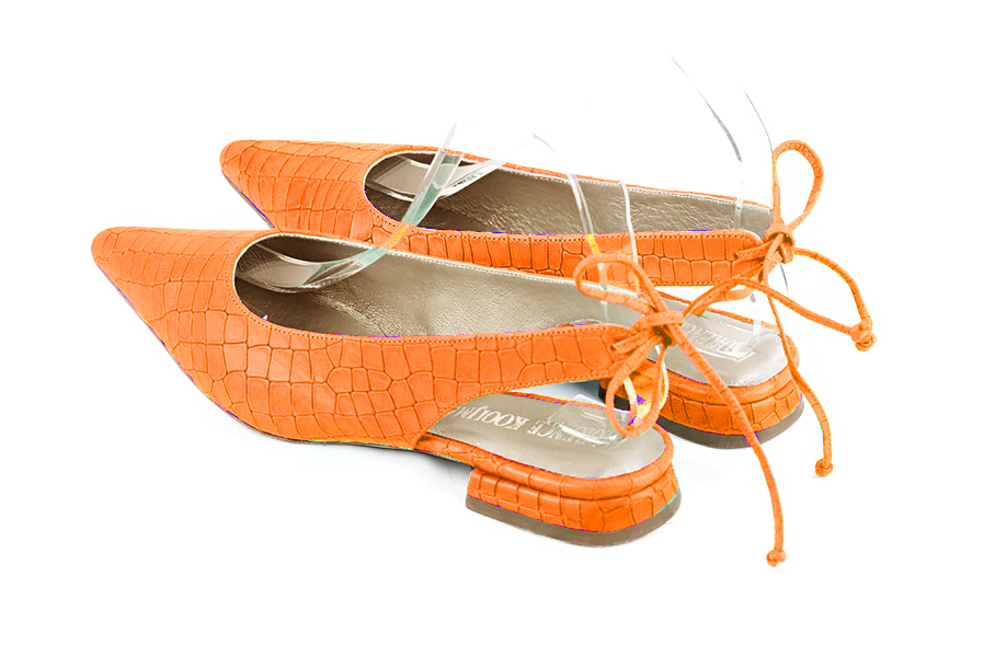 Women's apricot orange slingback dress shoes. Pointed toe. Flat flare heels - Rear view